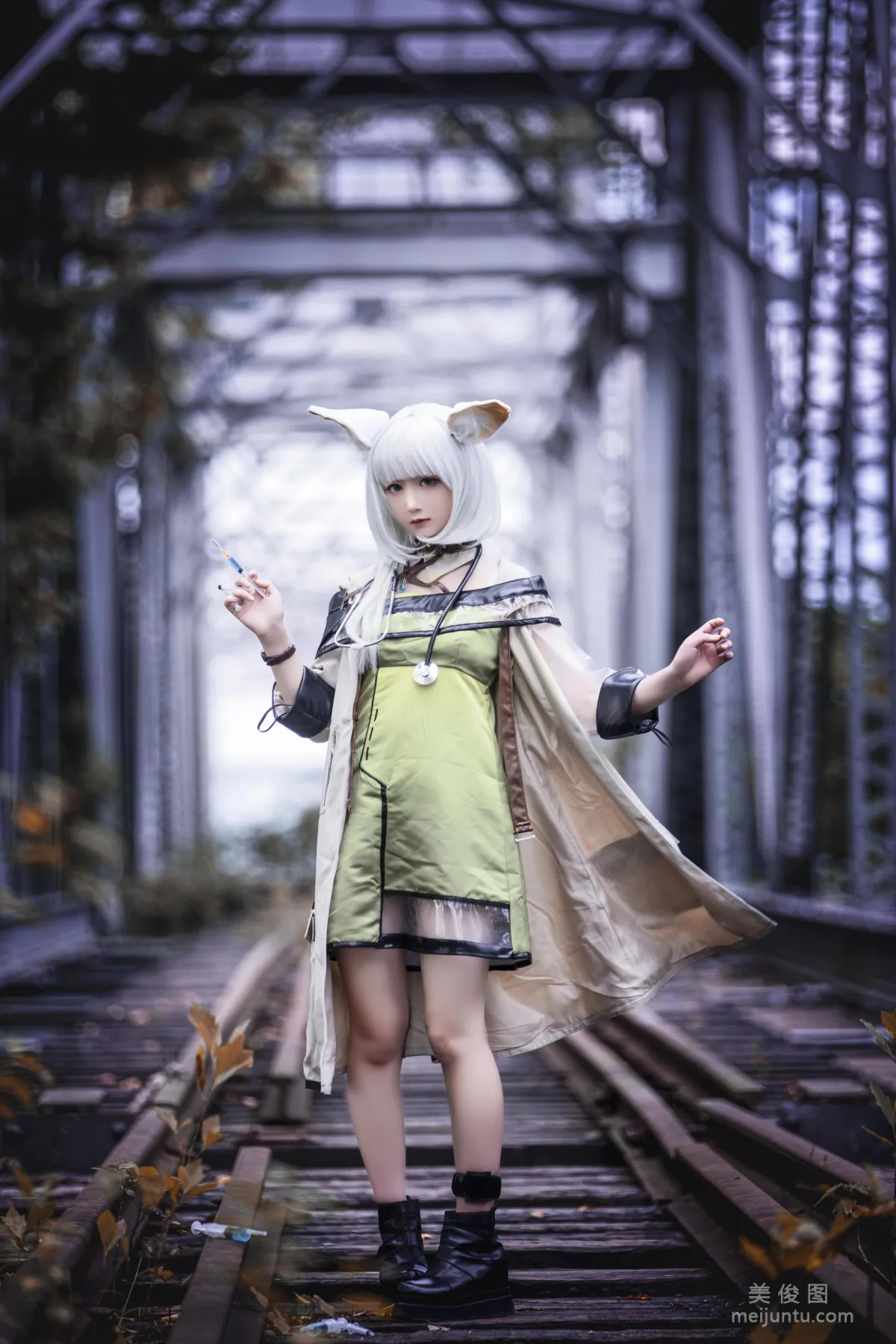 [COS] Anime Blogger Xianyin sic Arknights Photo Set photo 2