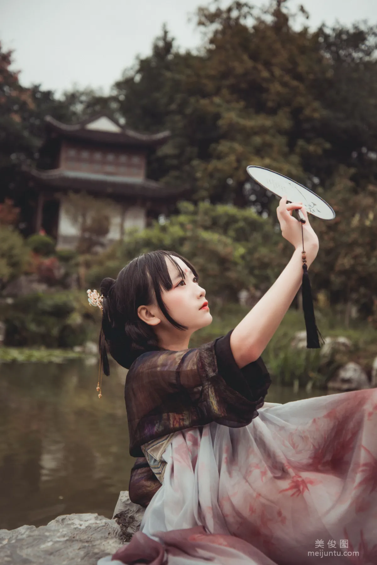 [COS] Xianyin sic, Hanfu Changsheng Palace Photo Set photo 3