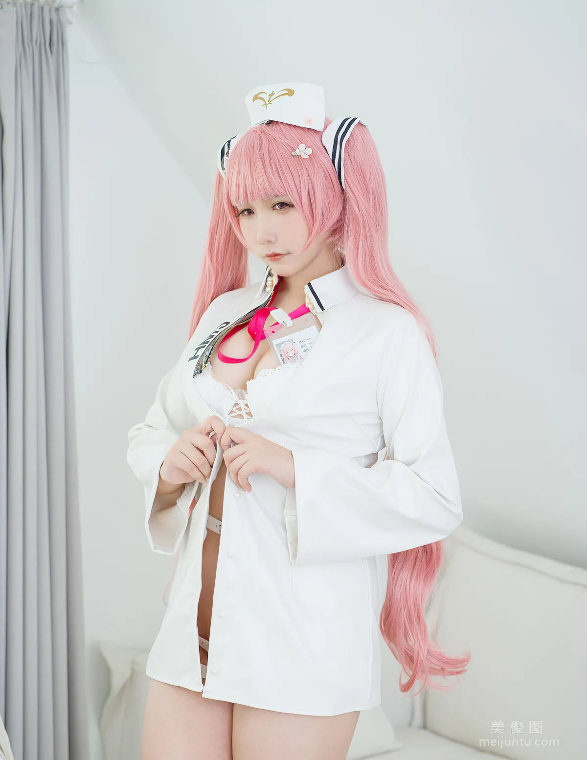[Cosplay] Mahua Mahua Jiang 'Perseus' Photo Set photo 2