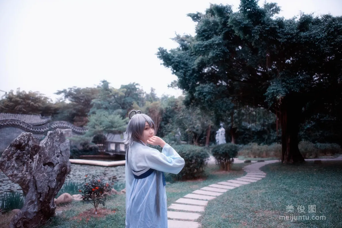 [COS] Anime Blogger Nantao Momoko, Luo Tianyi Photo Set photo 16