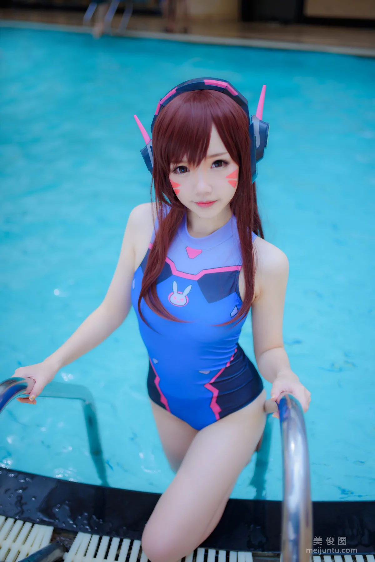 [COS] Anime Blogger Xueqing Astra D.Va Swimsuit Photo Set photo 7