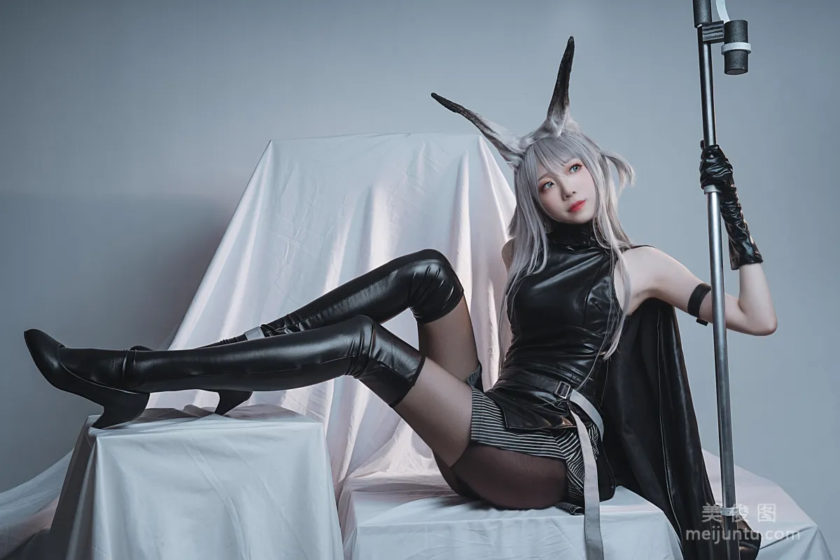 [COS Welfare] Anime Blogger Zhajiang Mumu, Violence Photo Set photo 10