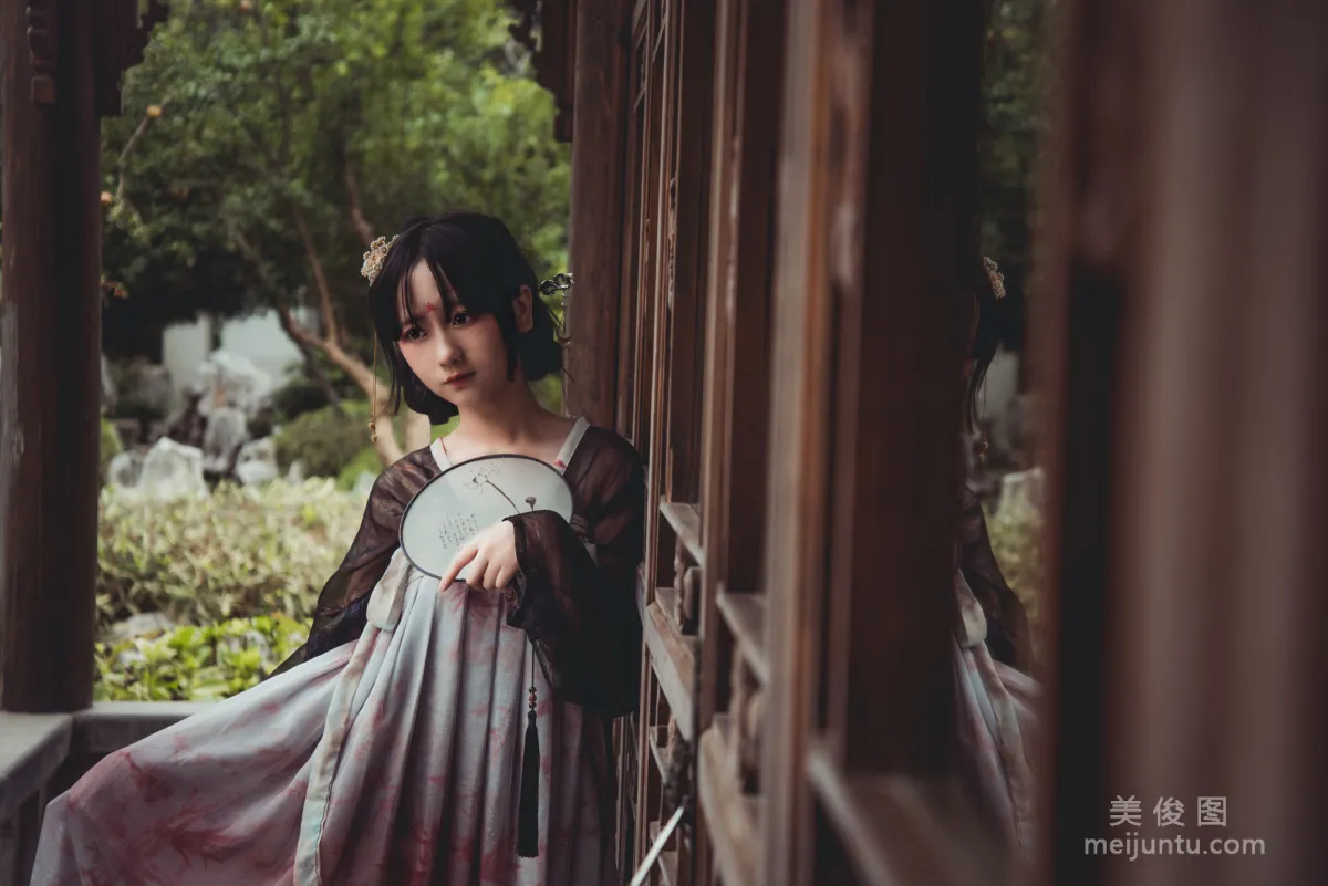[COS福利] 弦音sic 《汉服 长生殿》写真集9