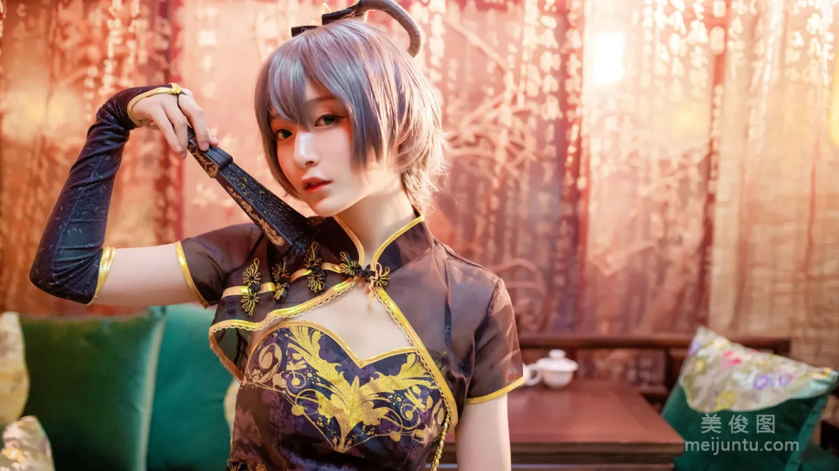 [COS] Anime Blogger Tieban Shaogui Wu w, Luo Tianyi Photo Set photo 2