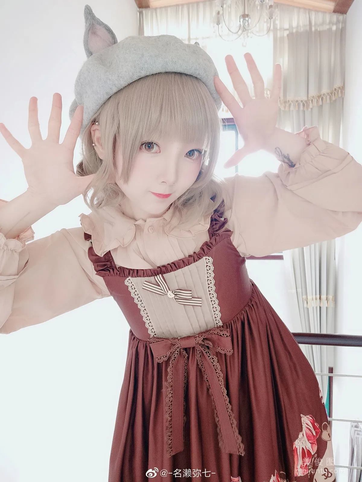[COS Bonus] Anime Blogger Minglai Miqi, Little Fox Photo Set photo 3