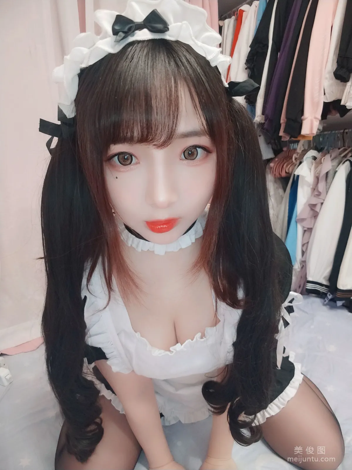 二次元少女古川kagura 《黑丝女仆》 写真集1