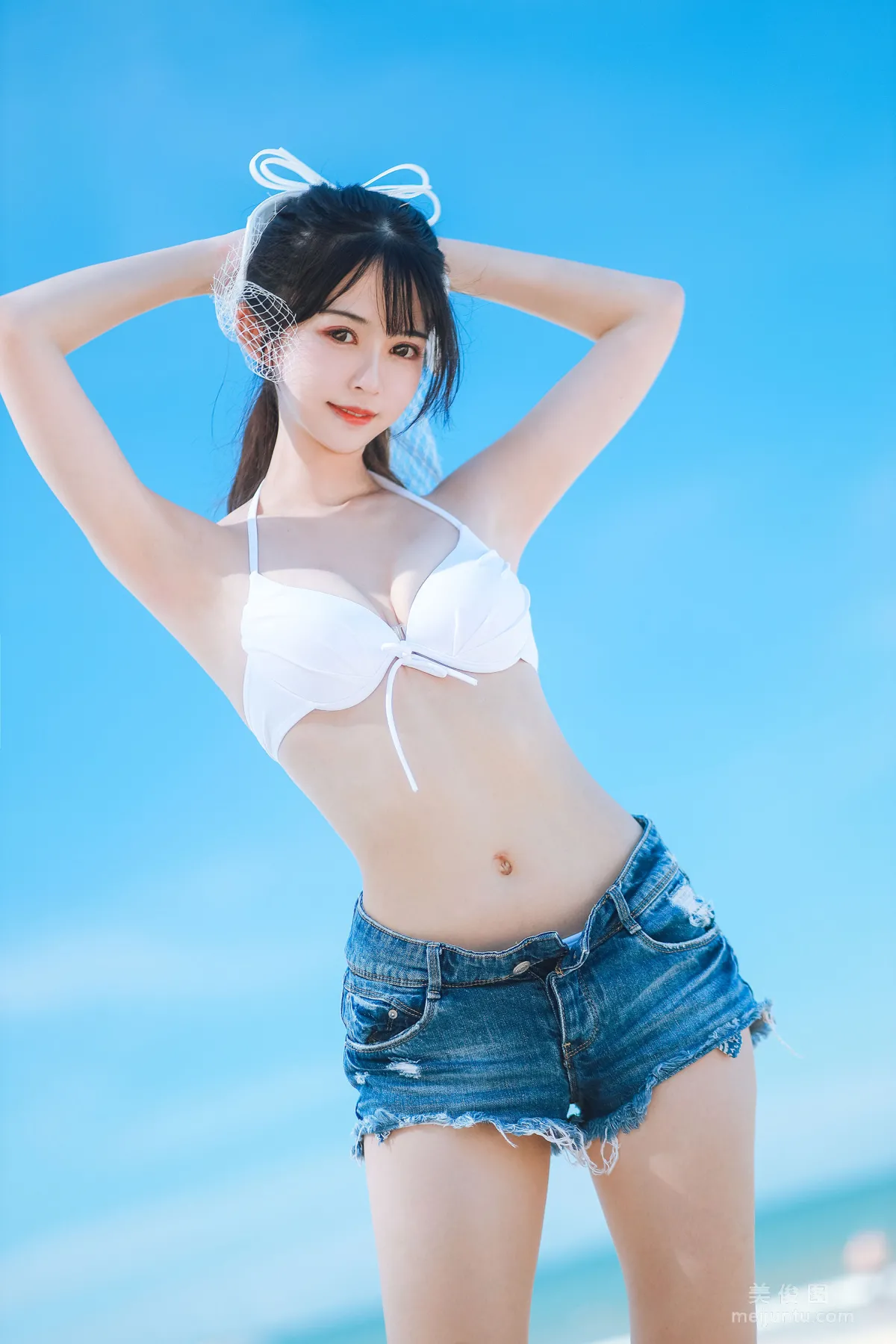 [COS福利] 超人气Coser鳗鱼霏儿 《海边》写真集10