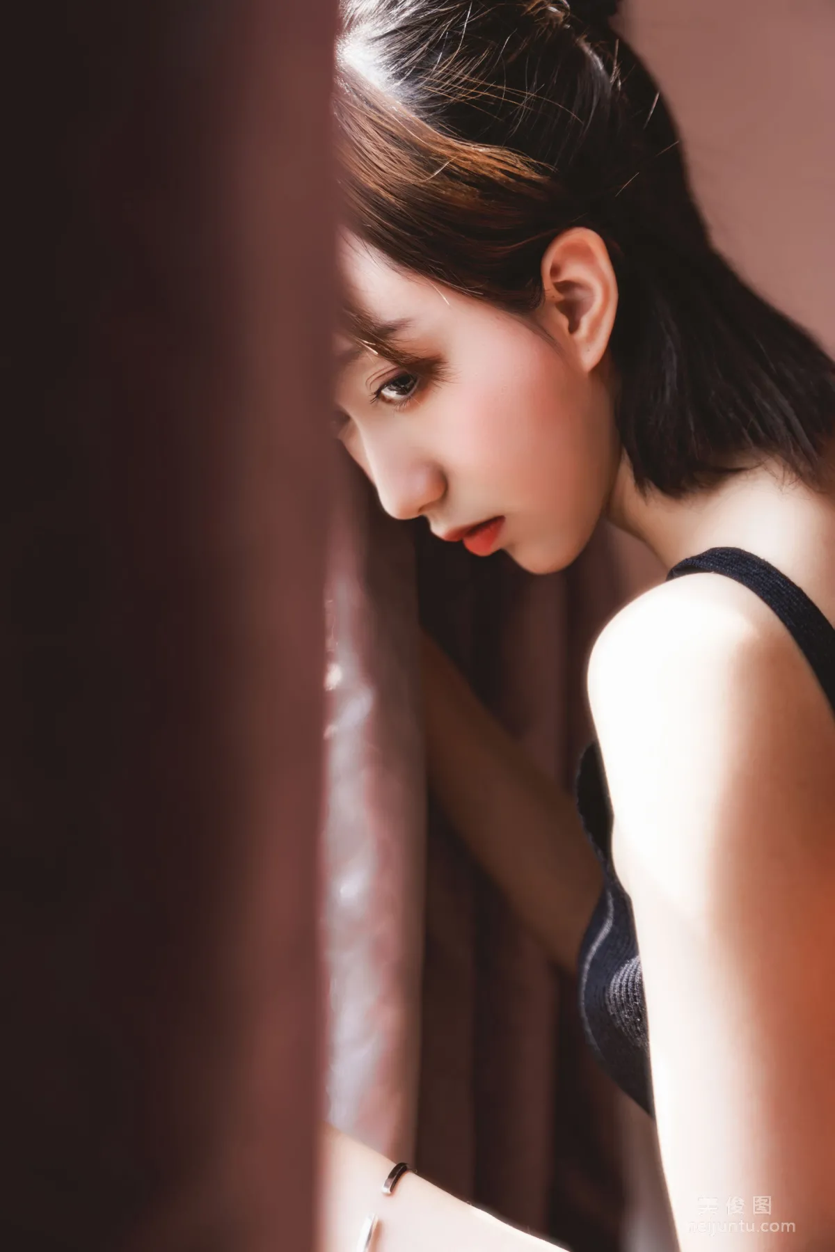 [COS Fan Service] Cute Girl Mu Mianmian OwO Black Stockings Private Shoot A Photo Set photo 34