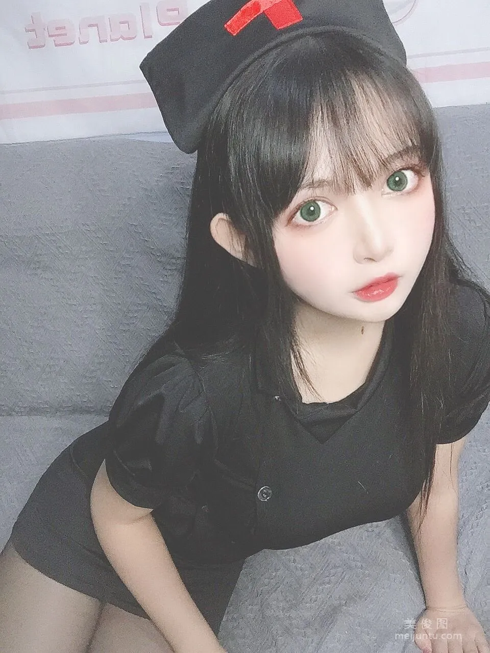 萌妹黑猫猫OvO 《护士喵》 写真集16