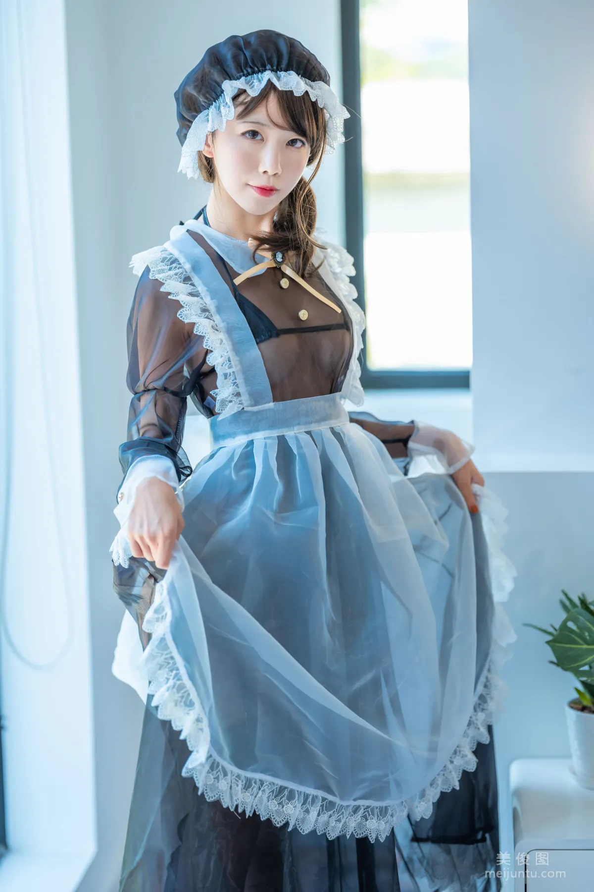 Shui Miao: Web Idols photo 3