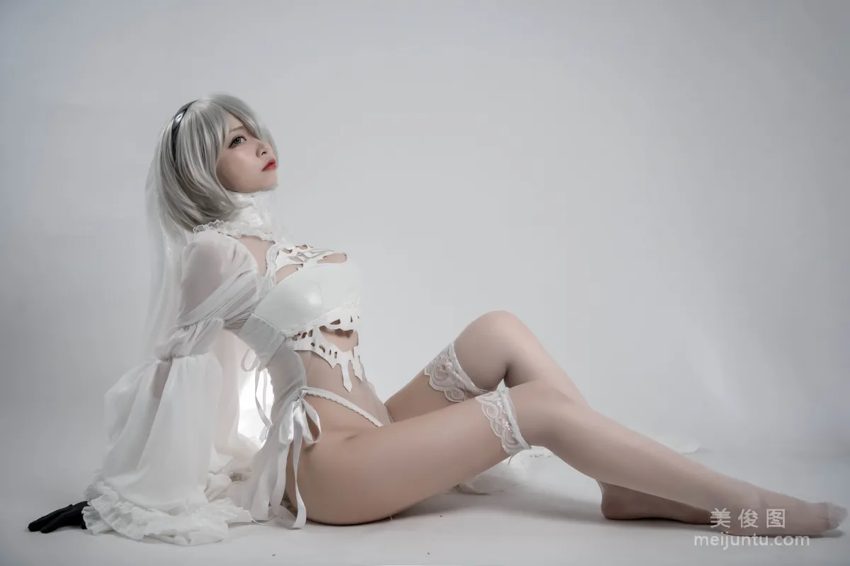 Erzuo Nisa: Web Idols photo 21
