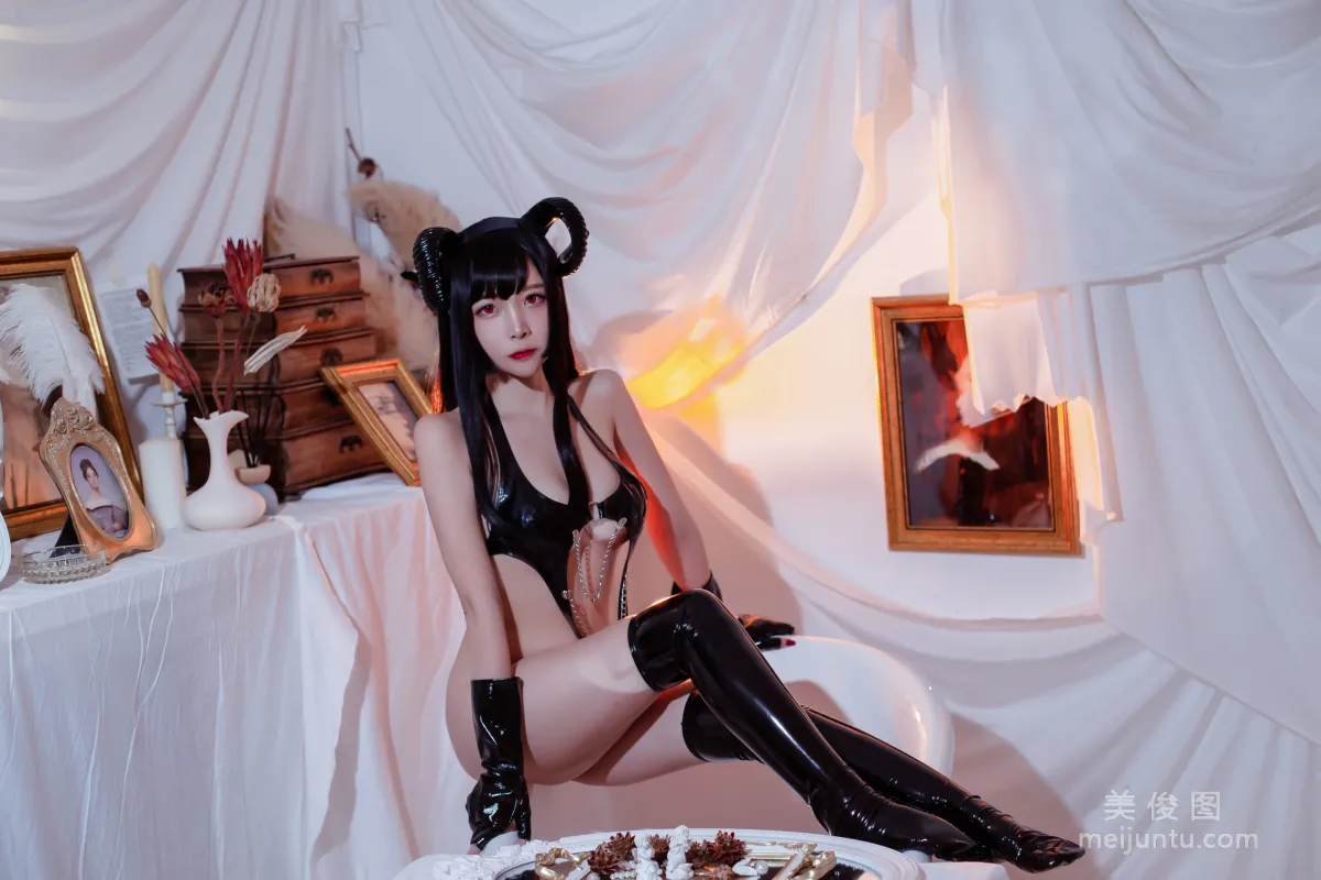 Erzuo Nisa: Web Idols photo 6