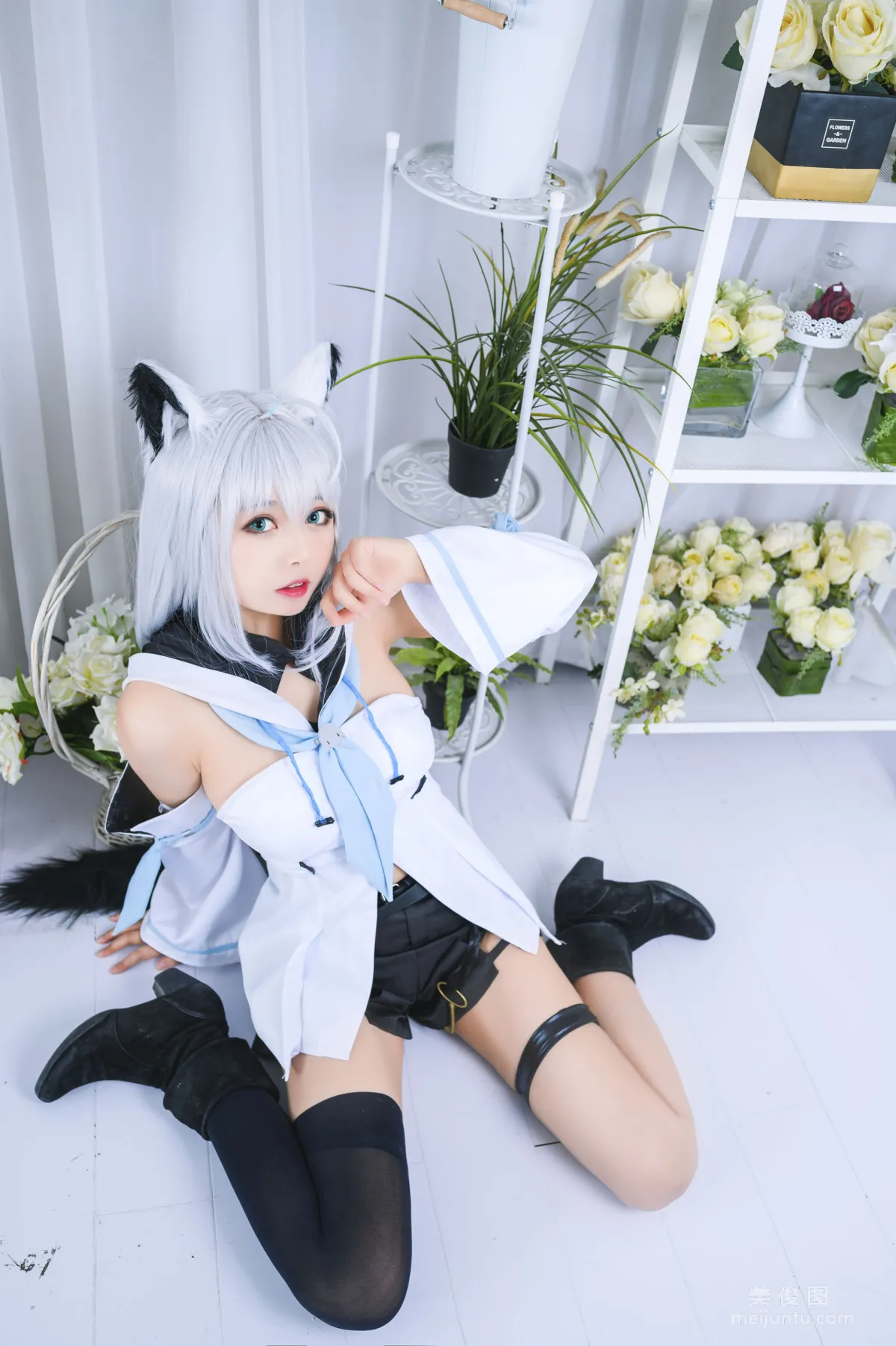 [COS Bonus] Big-Eyed Cute Girl Heimaomao OvO, Shirakami Fubuki Photo Set photo 7