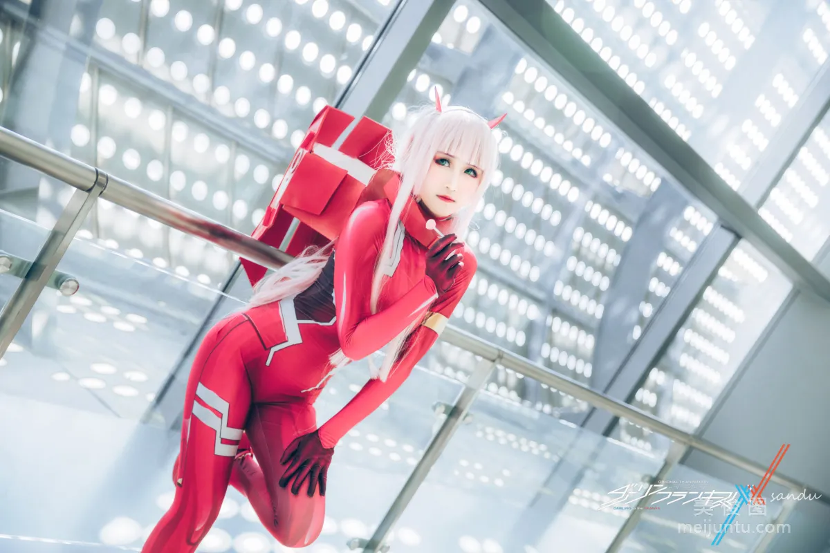 微博Coser三度_69 《Darling in the Frankxx》 寫真集 15