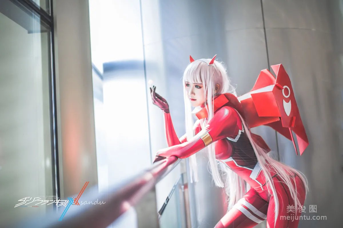 微博Coser三度_69 《Darling in the Frankxx》 寫真集 4