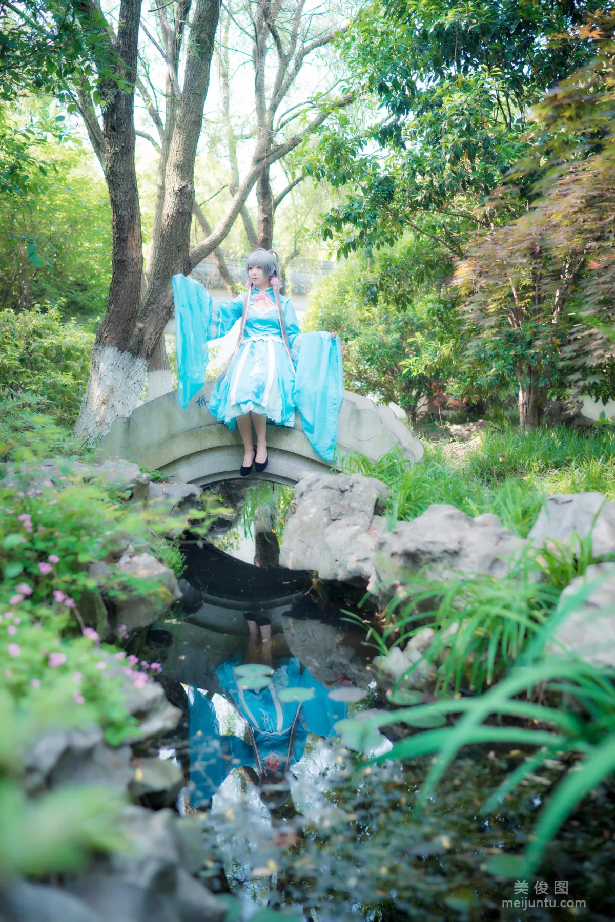 Miyinyin ww: Web Idols photo 7