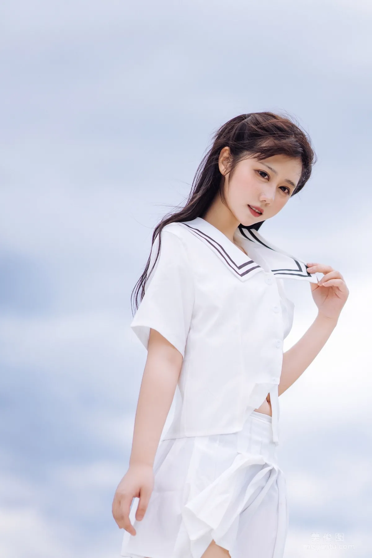 微博福利姬镜酱 《静夏之JK少女》 写真集2