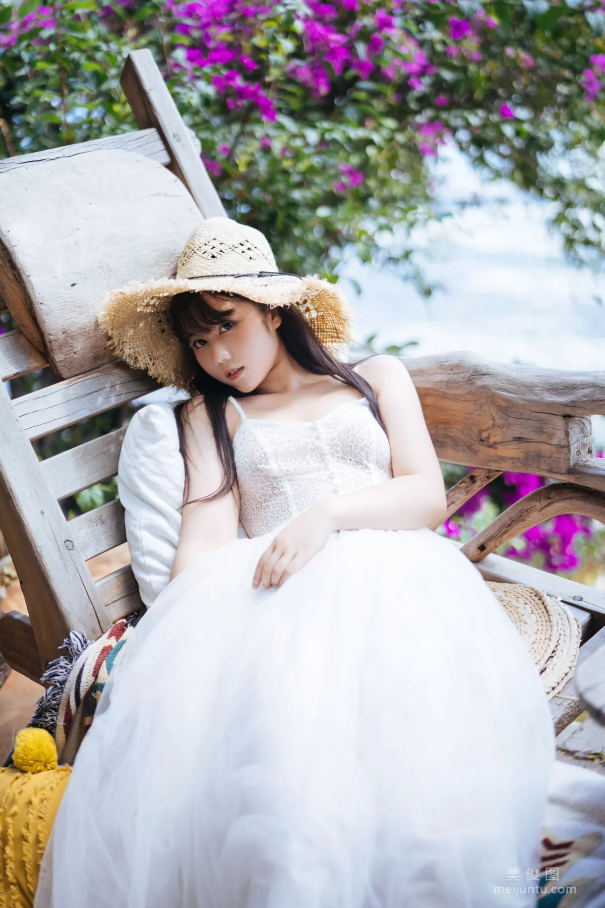 Jing Jiang: Web Idols photo 12