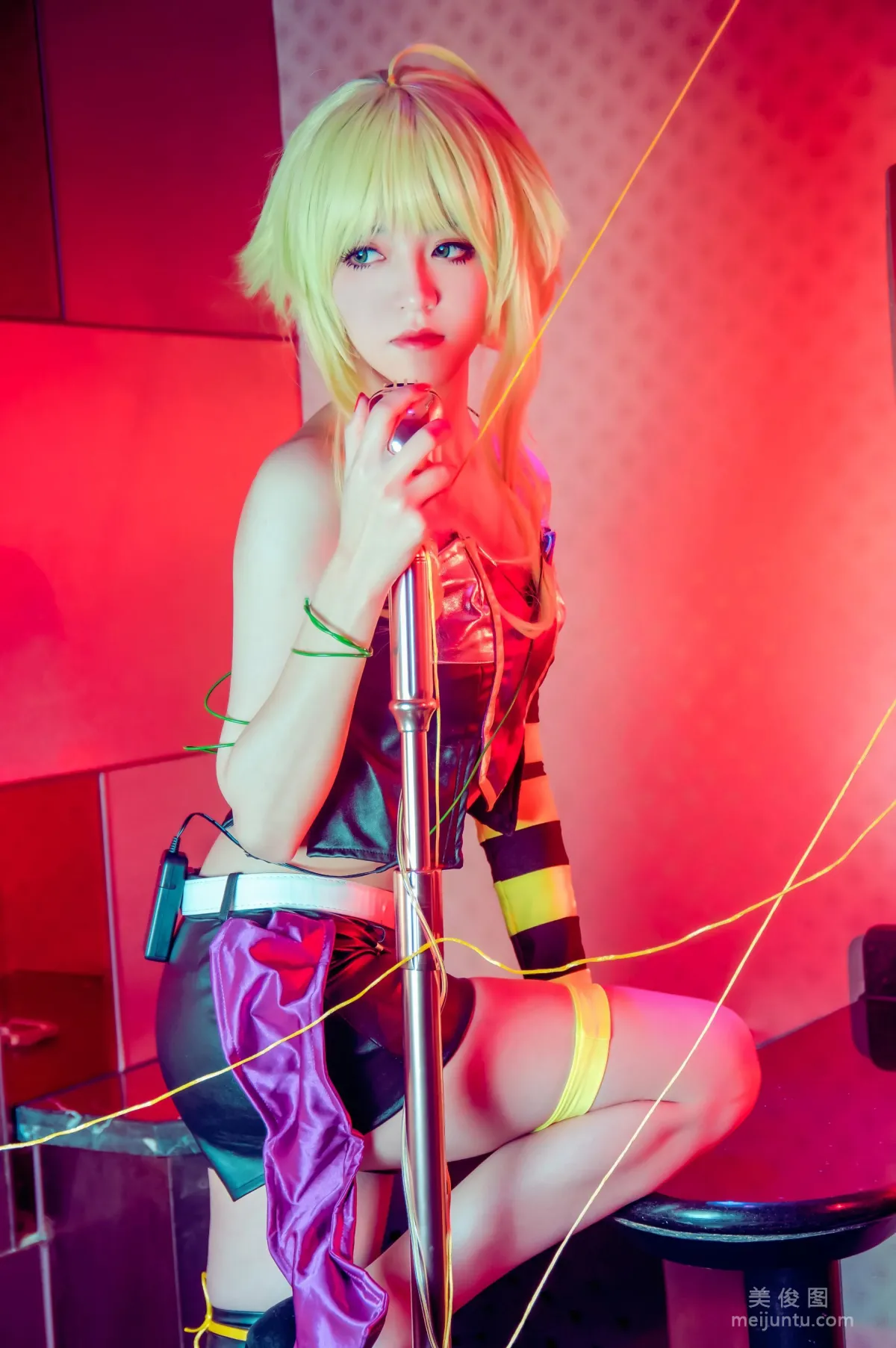 [COS福利] __KETTOE 《V家 GUMI》 写真集4