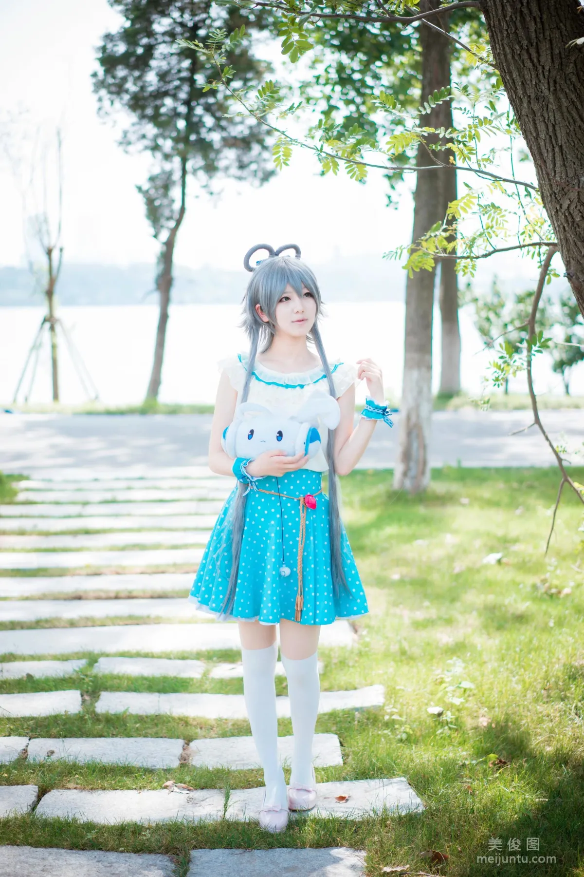 Miyinyin ww: Web Idols photo 20