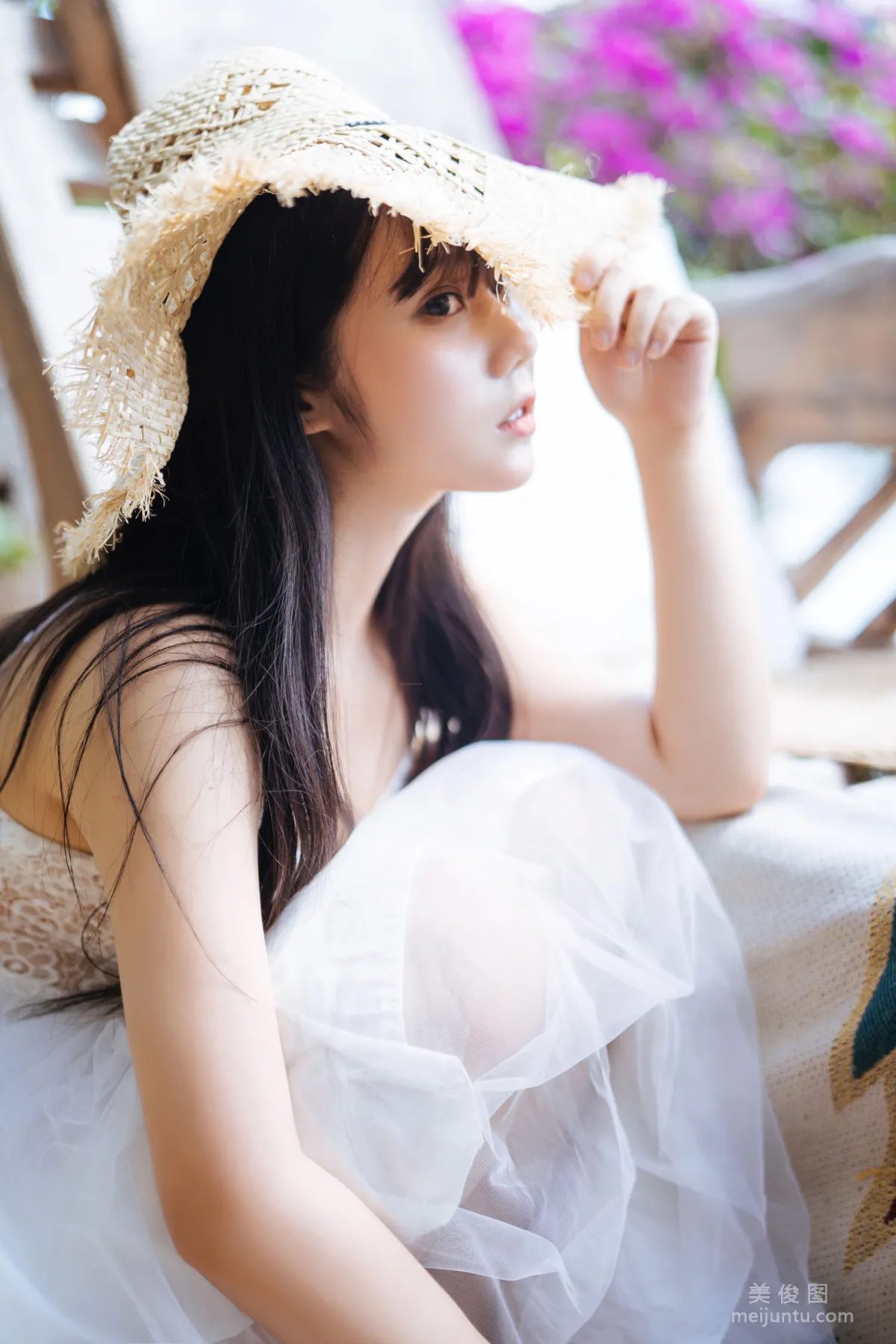 Jing Jiang: Web Idols photo 8
