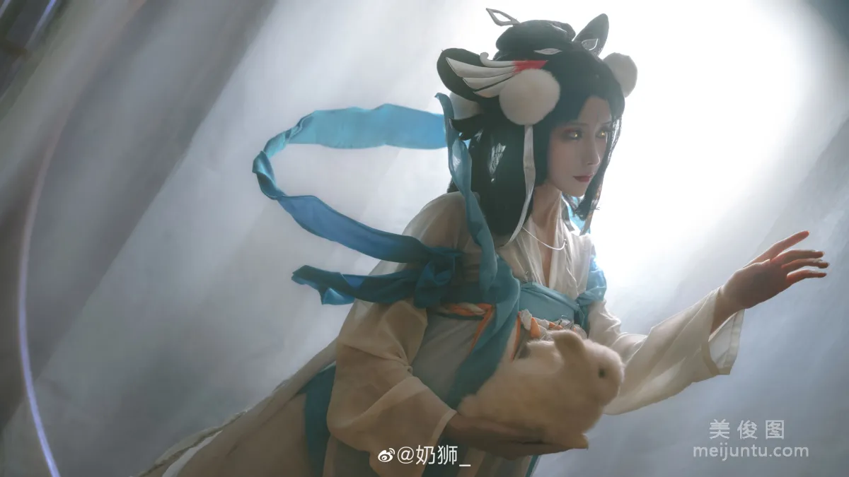 奶狮不咬人 《嫦娥如梦令》 写真集6