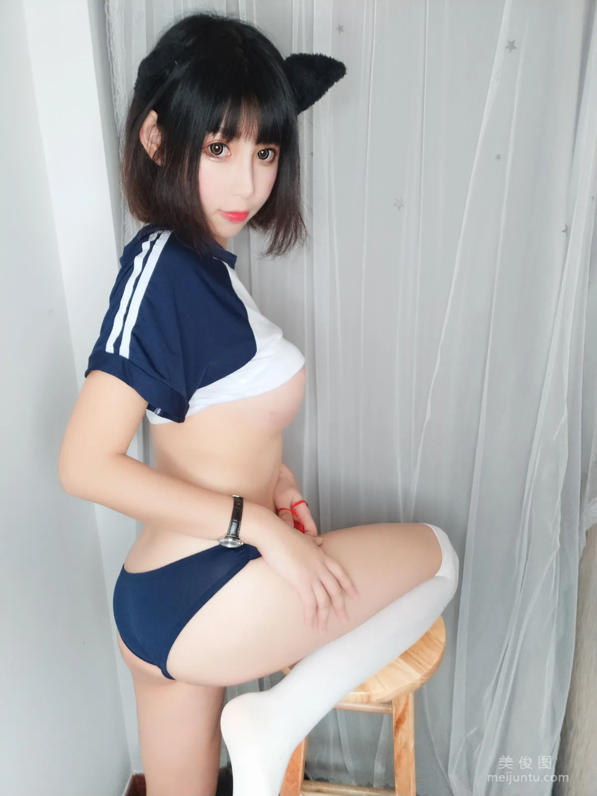Xiao Sujiang: Web Idols photo 5