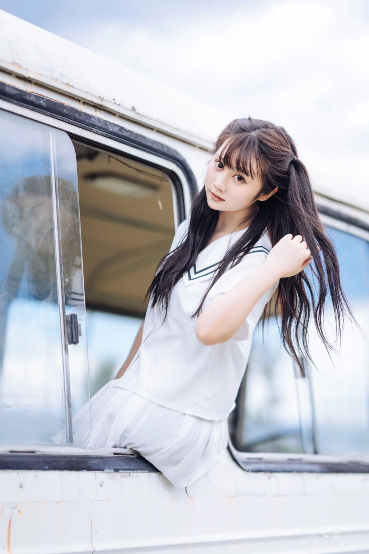 微博福利姬镜酱 《静夏之JK少女》 写真集3