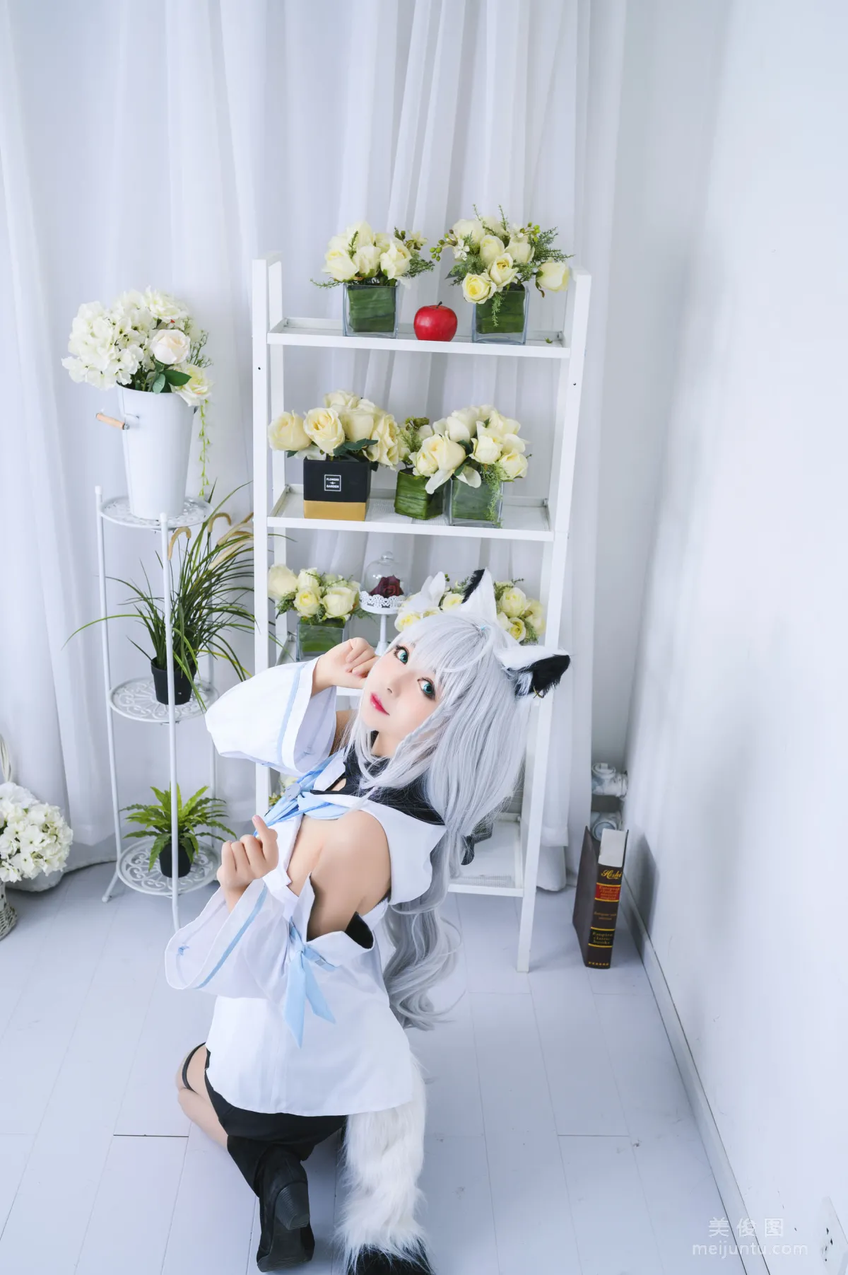 [COS Bonus] Big-Eyed Cute Girl Heimaomao OvO, Shirakami Fubuki Photo Set photo 6