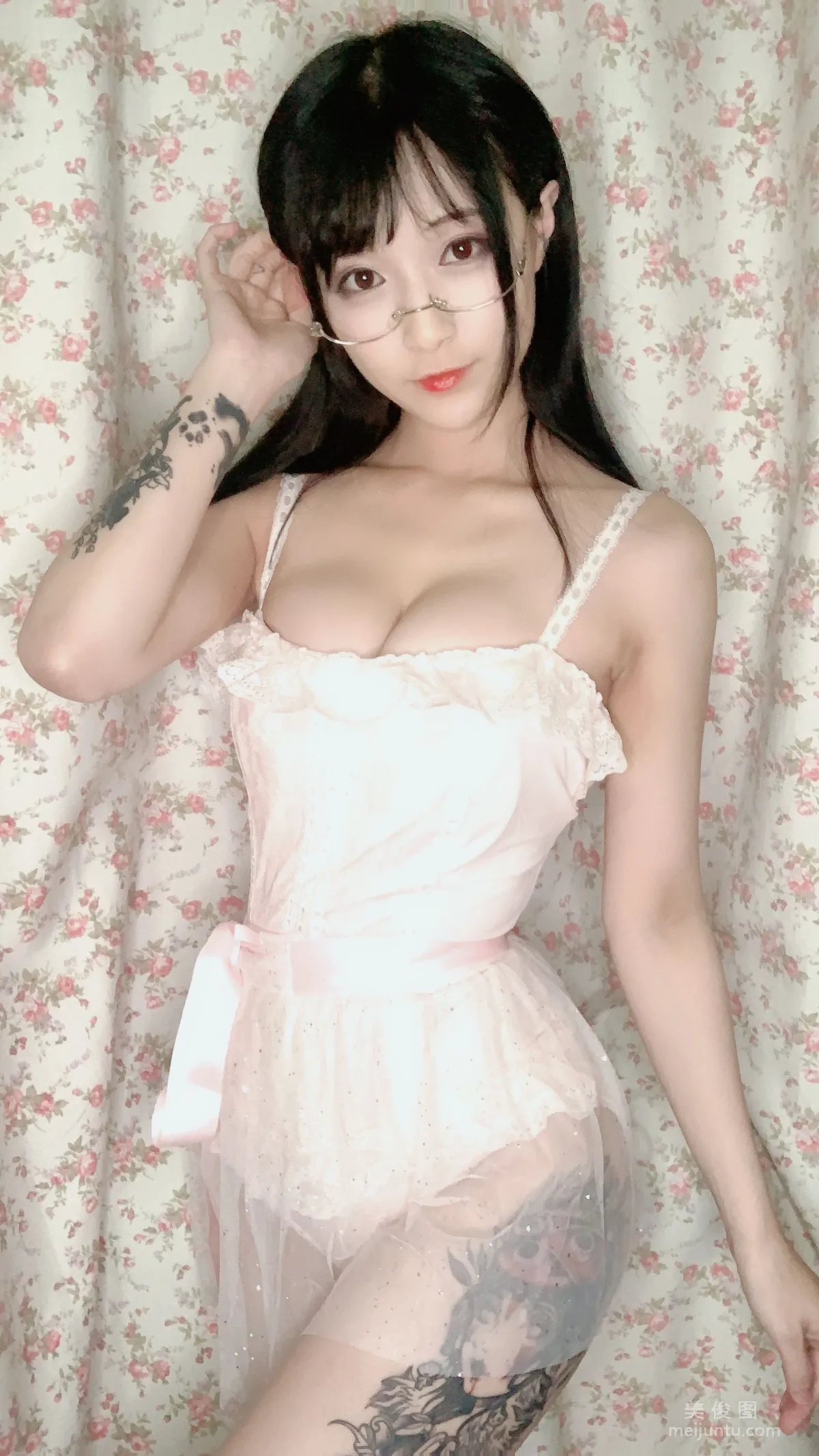 [COS Bonus] Tieban Shaogui Wu w 《Lingerie Bodysuit》 Photo Set photo 7
