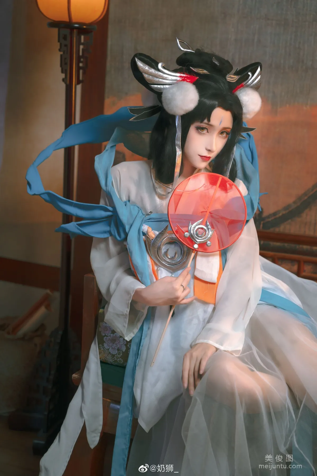 奶獅不咬人 《嫦娥如夢令》 寫真集 1
