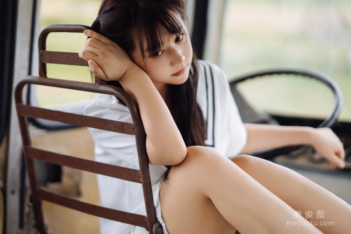 微博福利姬鏡醬 《靜夏之JK少女》 寫真集 6