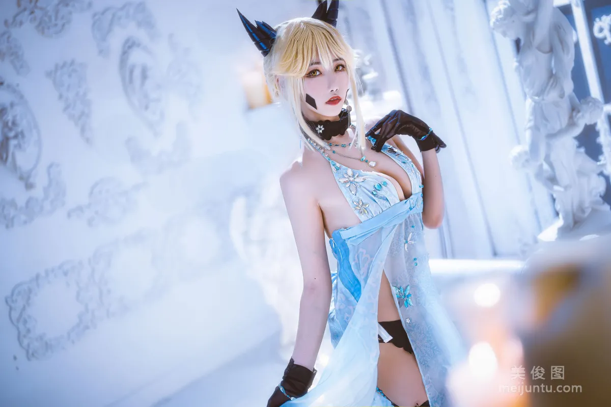 [COS Bonus] Weibo Girl Momoko Kuikui, Black Gun Fool Dress Photo Set photo 13