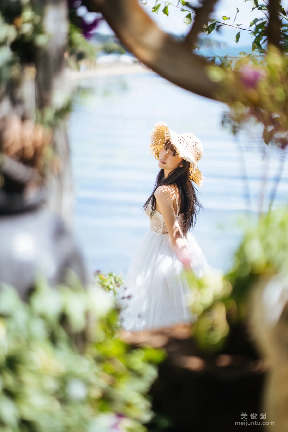 Jing Jiang: Web Idols photo 13