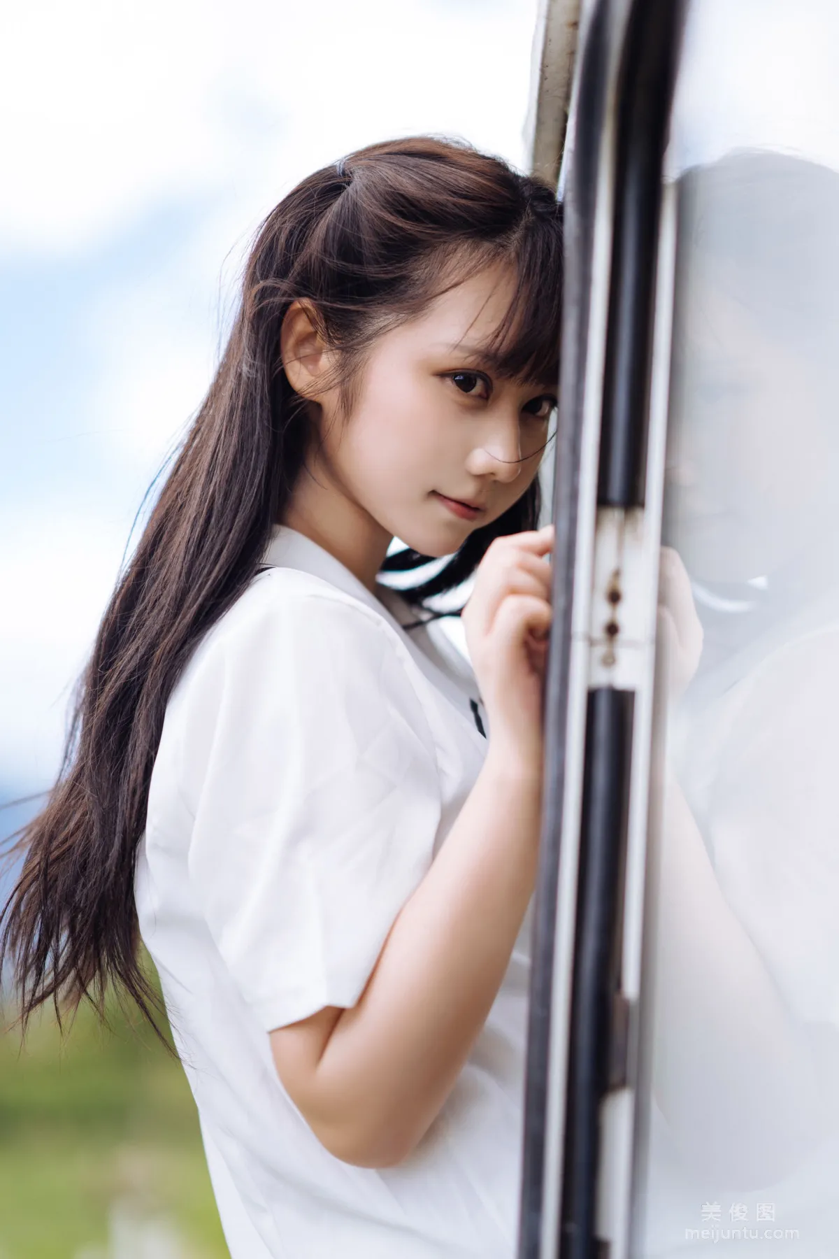 微博福利姬鏡醬 《靜夏之JK少女》 寫真集 4