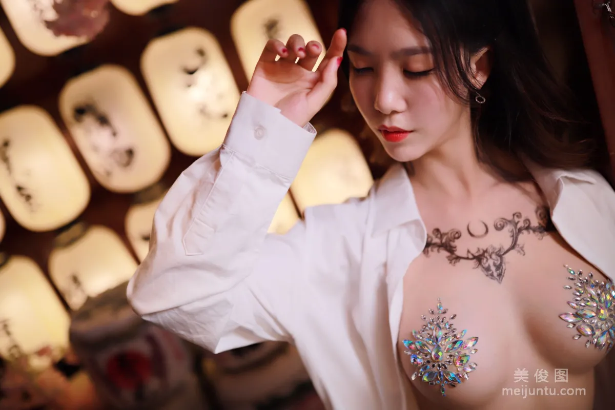 Douniang Lishi: Web Idols photo 23