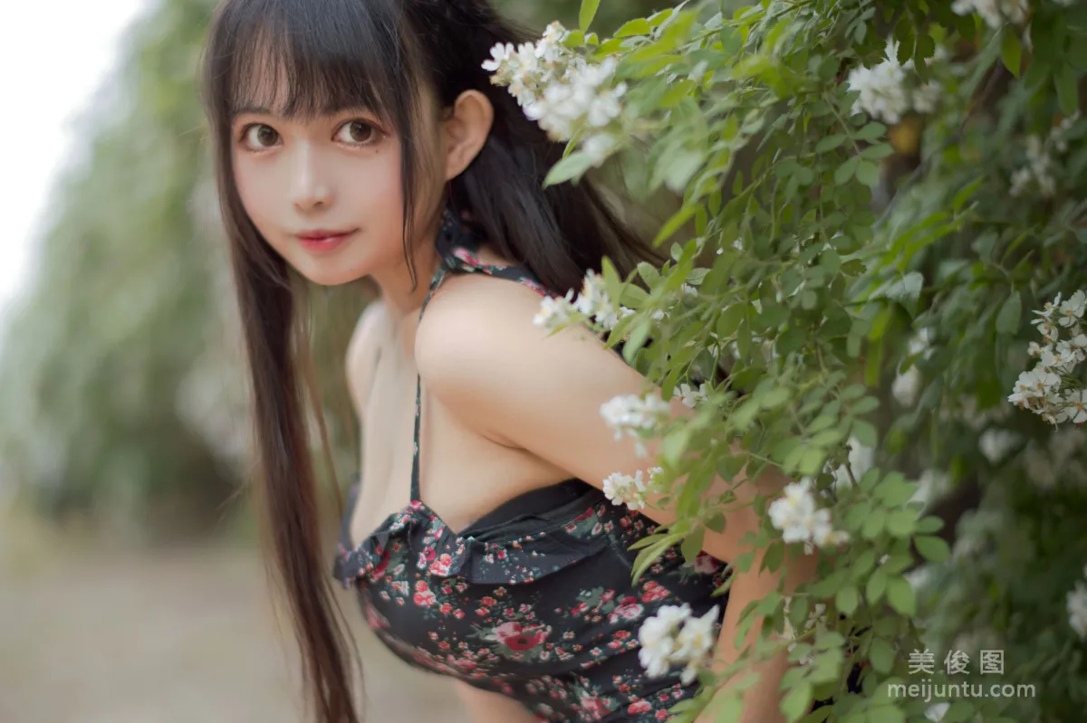 Big-Eyed Cute Girl Heimaomao OvO, Rose 1 Photo Set photo 13