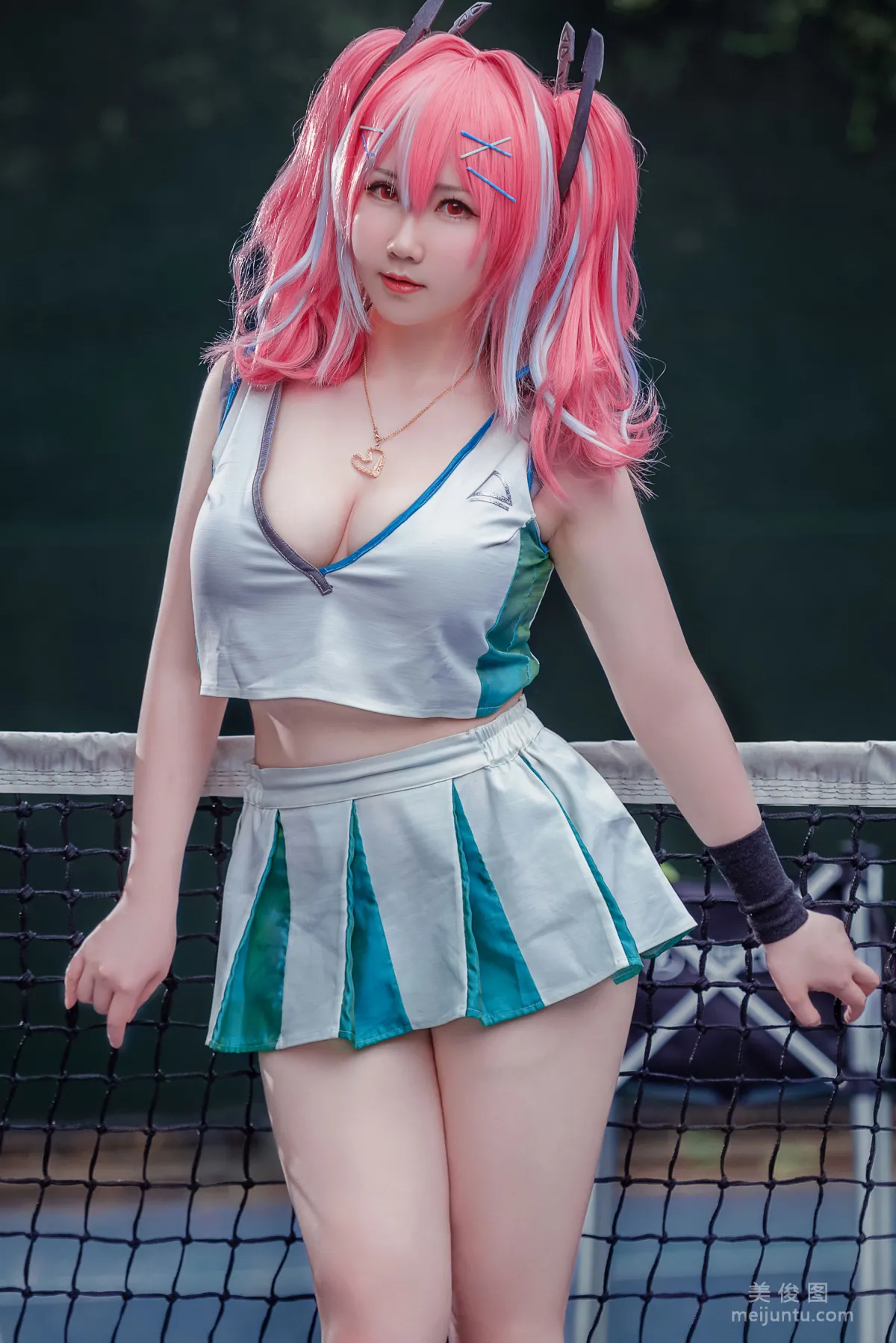 Shiben Momo: Web Idols photo 9