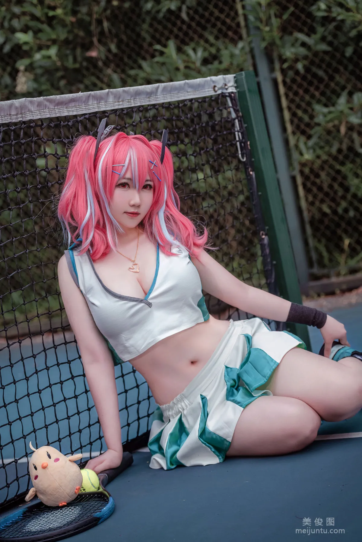 Shiben Momo: Web Idols photo 16