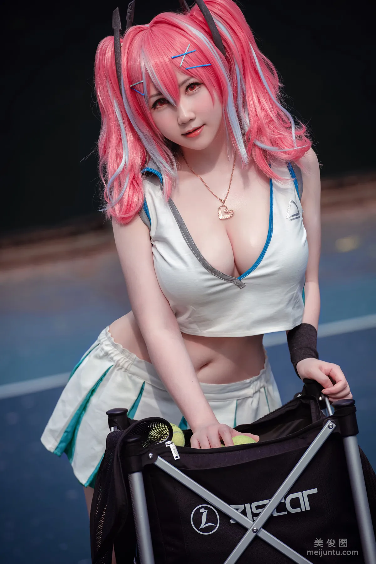Shiben Momo: Web Idols photo 2