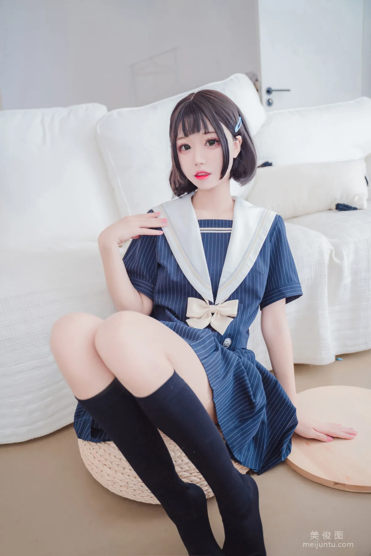 [COS福利] 猫君君MaoJun 《清纯学妹》 写真集2