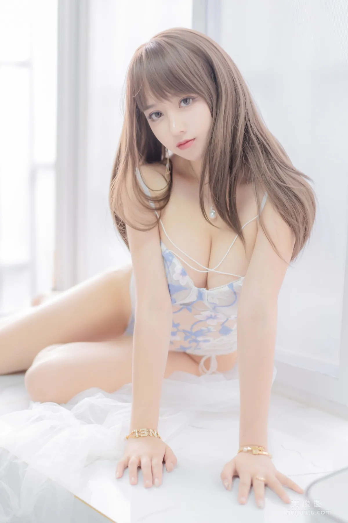 斗鱼米线线sama 《午后》 写真集64