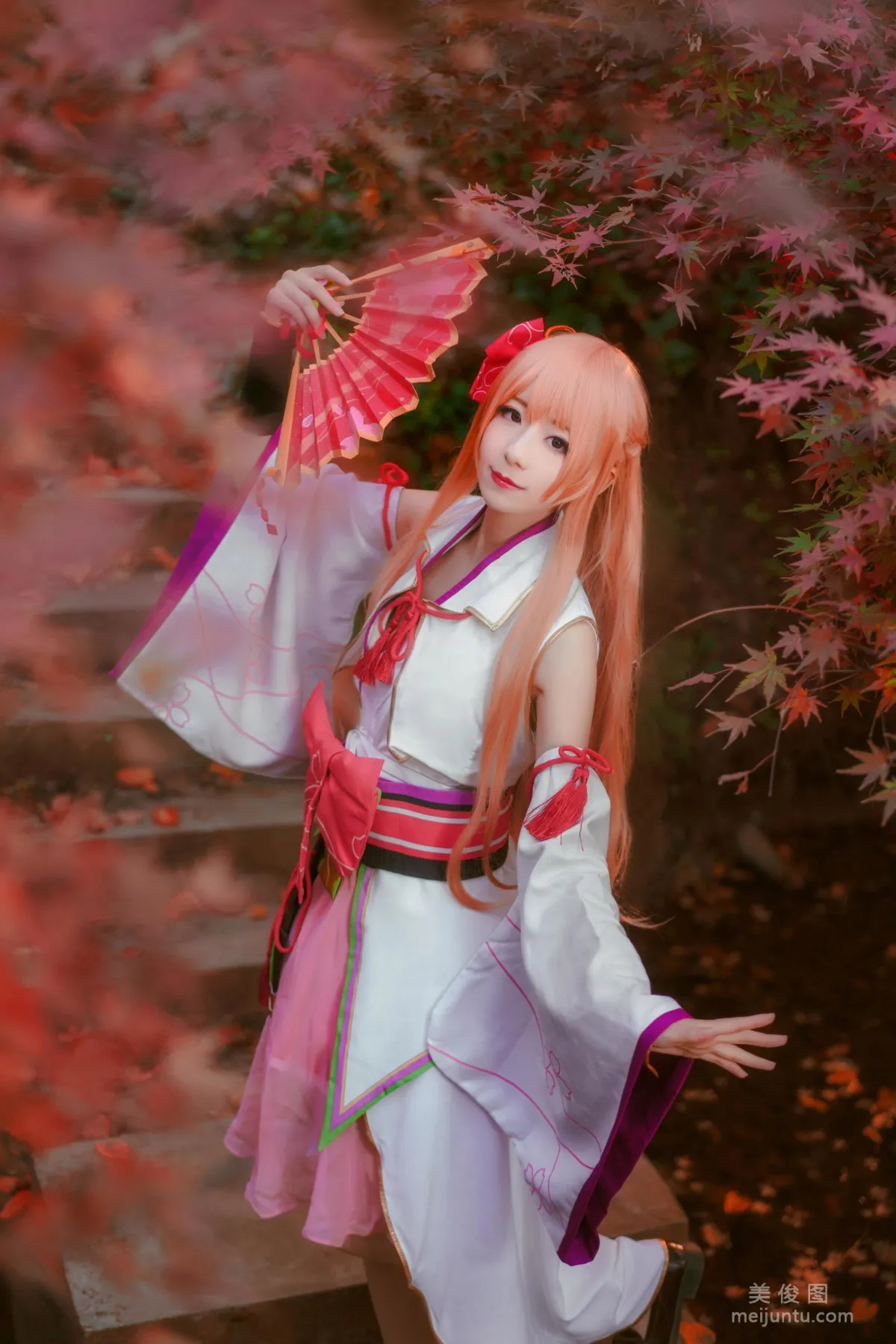 Miyinyin ww: Web Idols photo 3