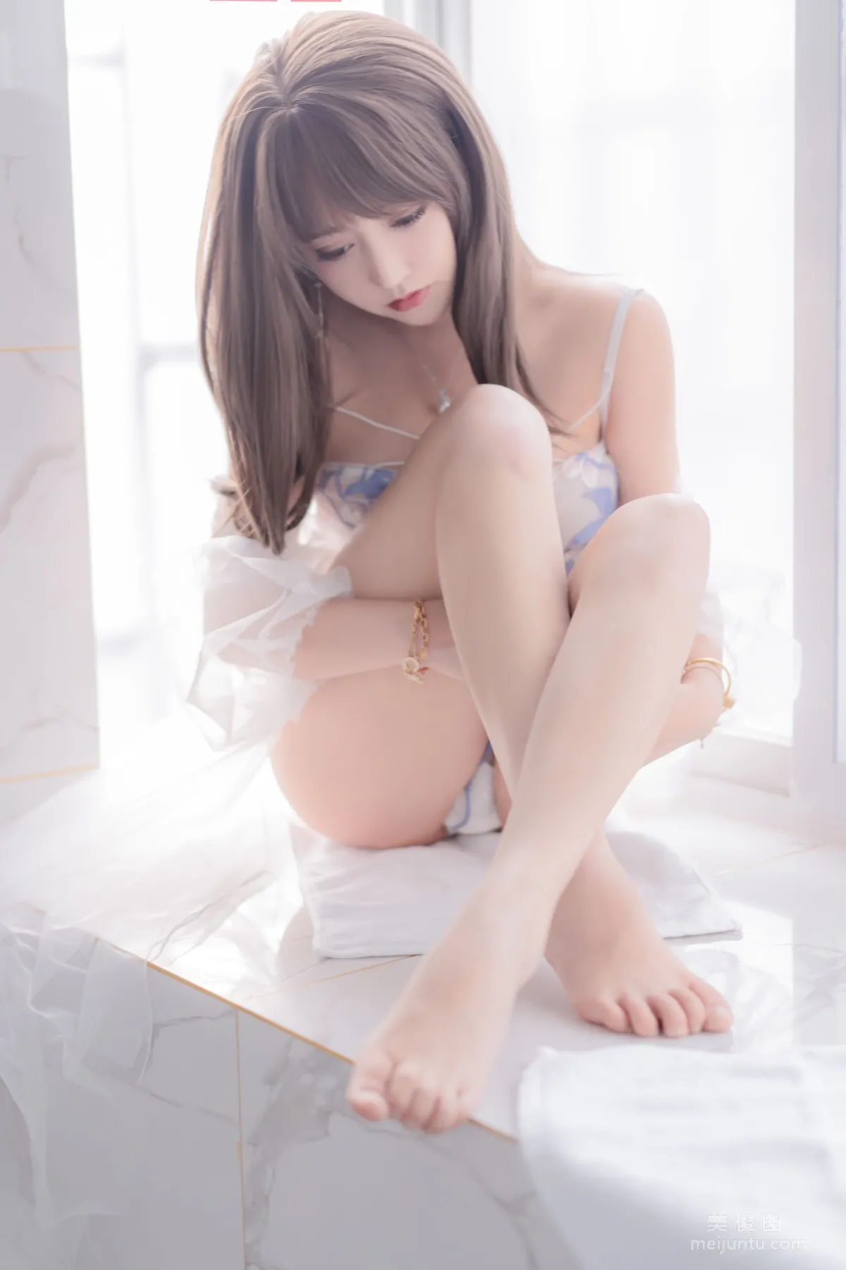 斗鱼米线线sama 《午后》 写真集32