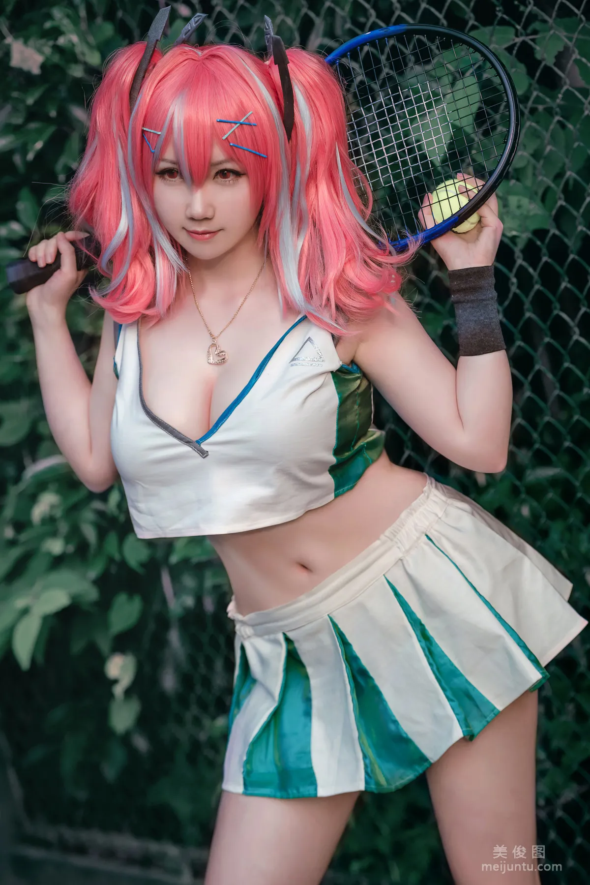 Shiben Momo: Web Idols photo 23