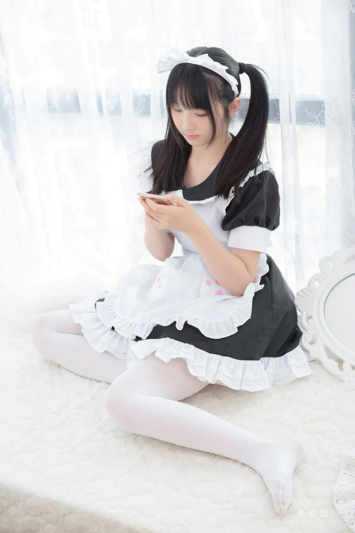 [COS福利] 我才不是neko 《白丝女仆》 写真集67