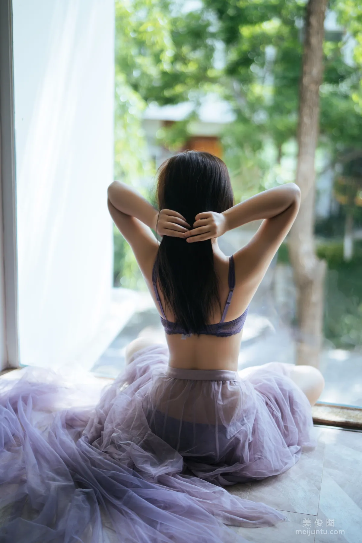 Jing Jiang: Web Idols photo 10