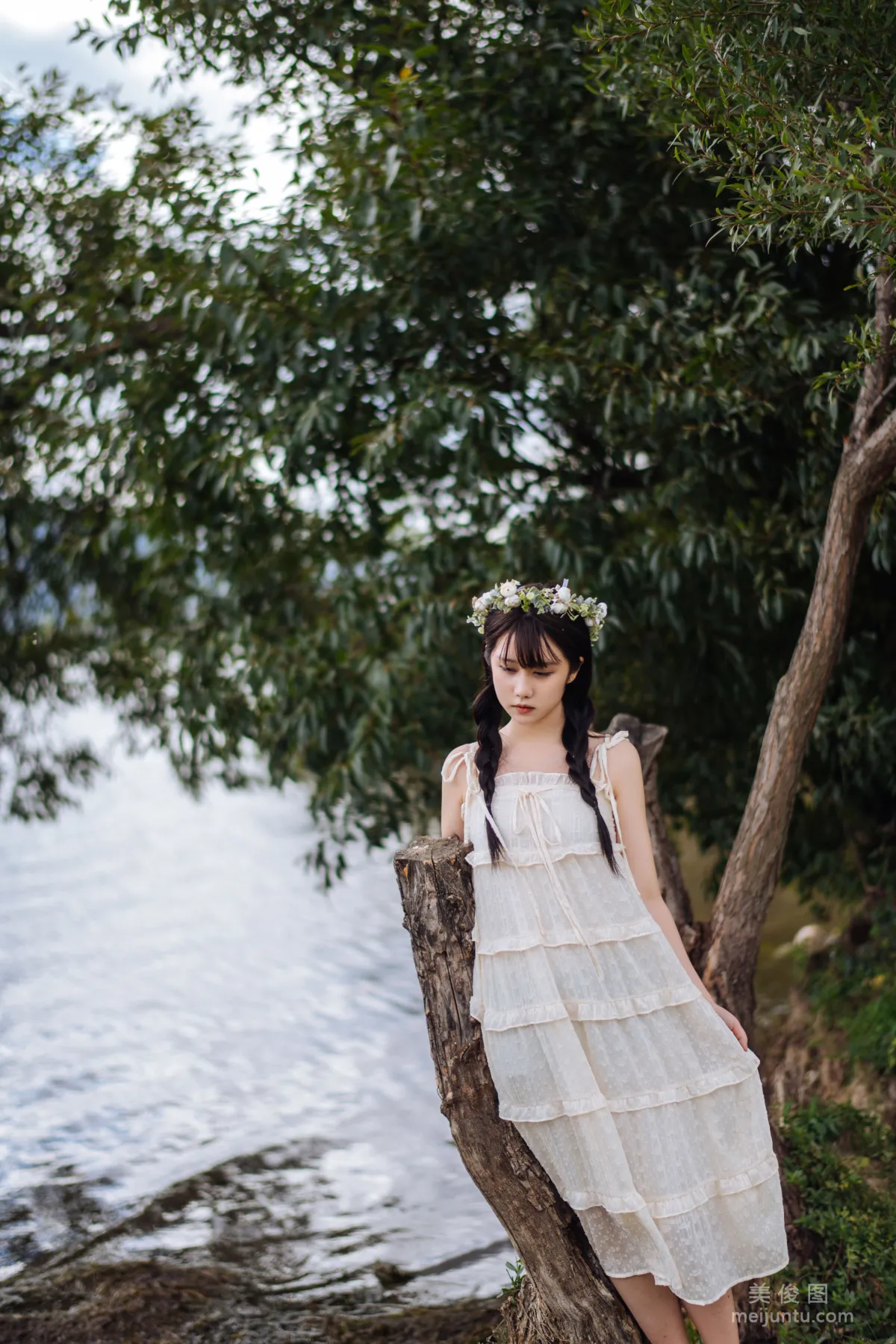 Jing Jiang: Web Idols photo 25