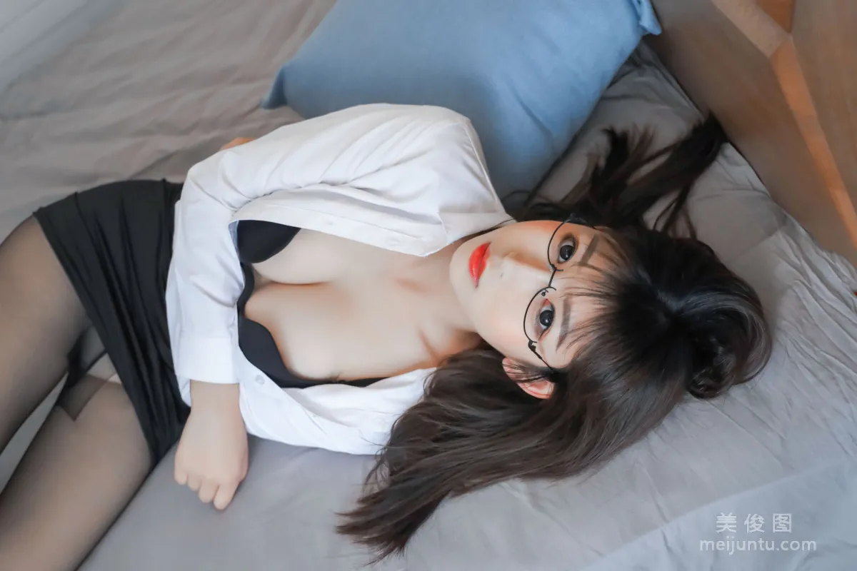 w Heimizhou w: Web Idols photo 20