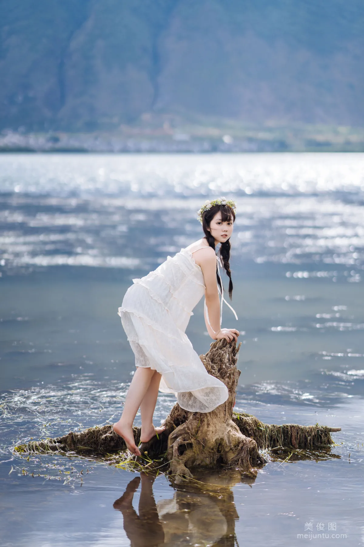 Jing Jiang: Web Idols photo 7